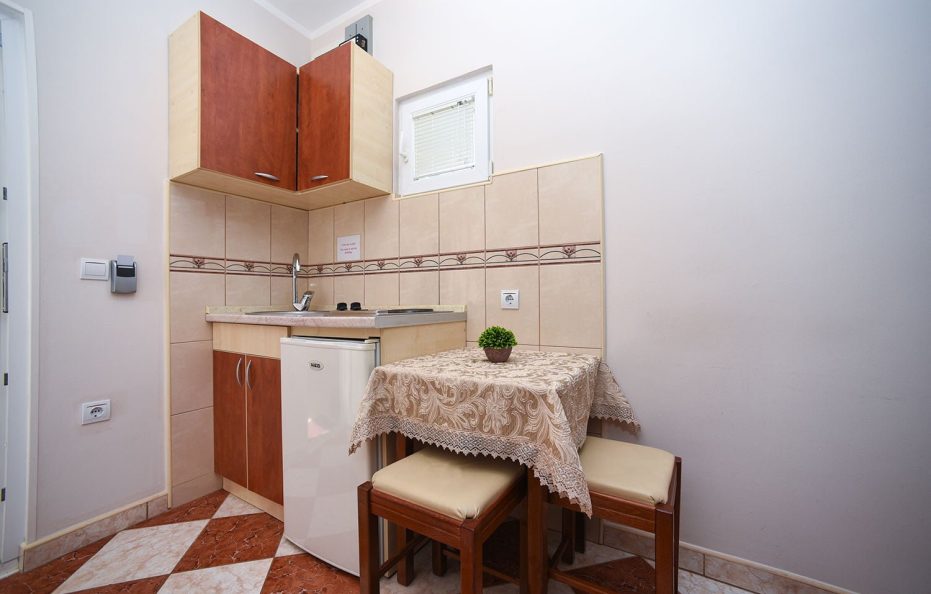 Studio Apartment with 2 Beds – No.3