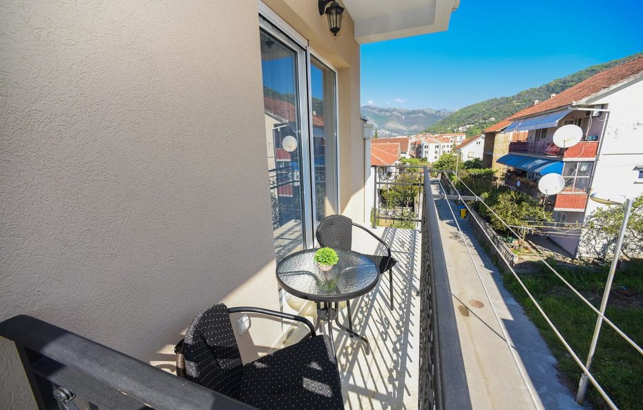 Apartman sa 2 Spavaće Sobe – Br.12