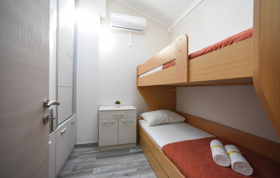 Apartman sa 2 Spavaće Sobe – Br.12