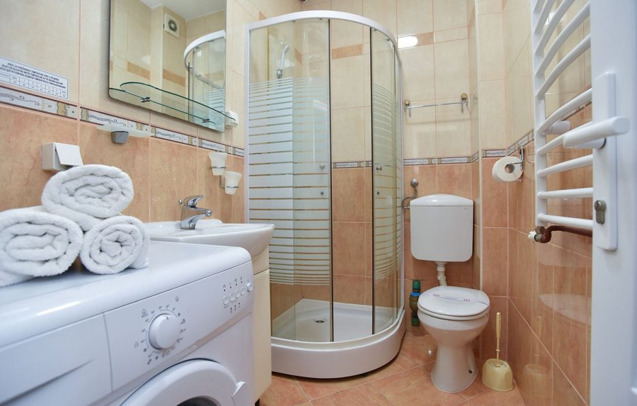 Studio Apartment with 4 Beds – No.6