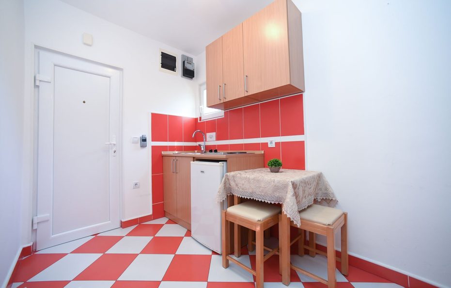 Studio Apartment with 2 Beds – No.7